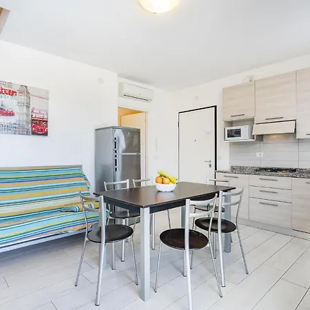Apartament Village